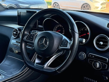 Used Mercedes-Benz GLC 2016 for sale - 76659378: Photo