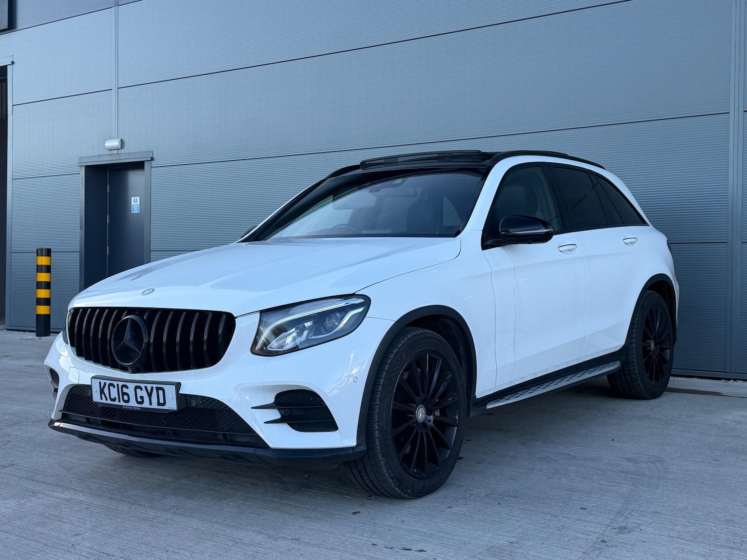 Used Mercedes-Benz GLC 2016 for sale - 76659378: Photo 7