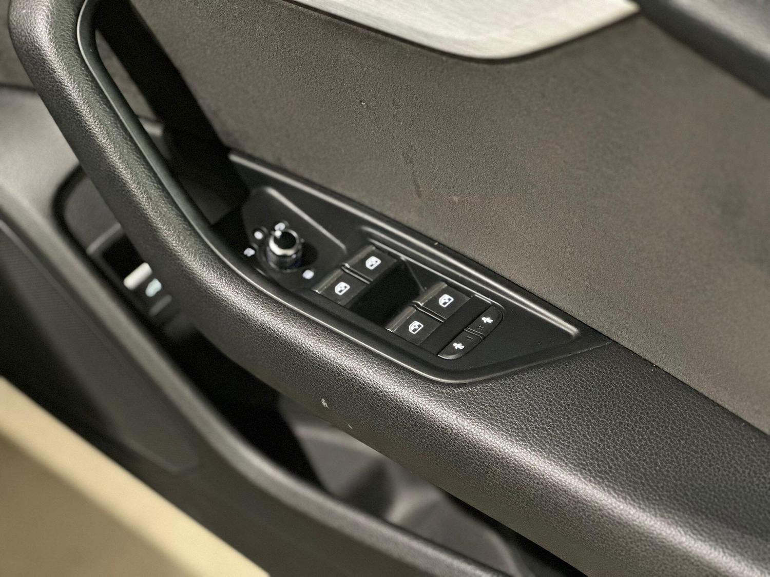 Used Audi A5 2017 for sale - 76657786: Photo 16