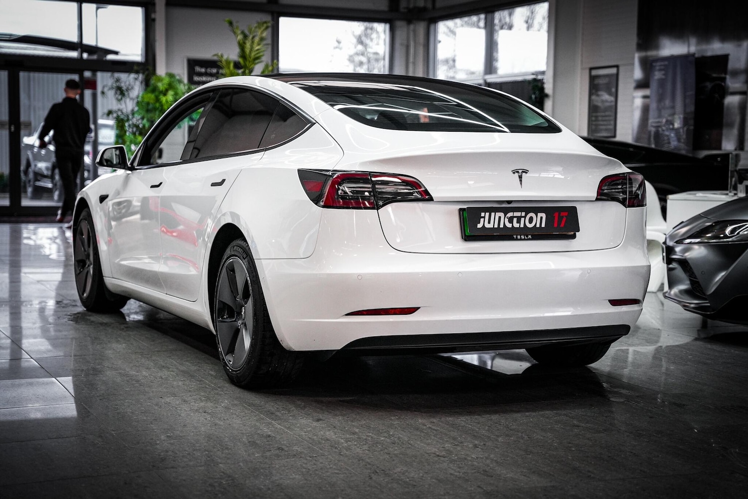 Used Tesla Model 3 2021 for sale - 76913238: Photo 13