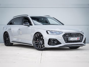 Audi RS4 Avant feature image