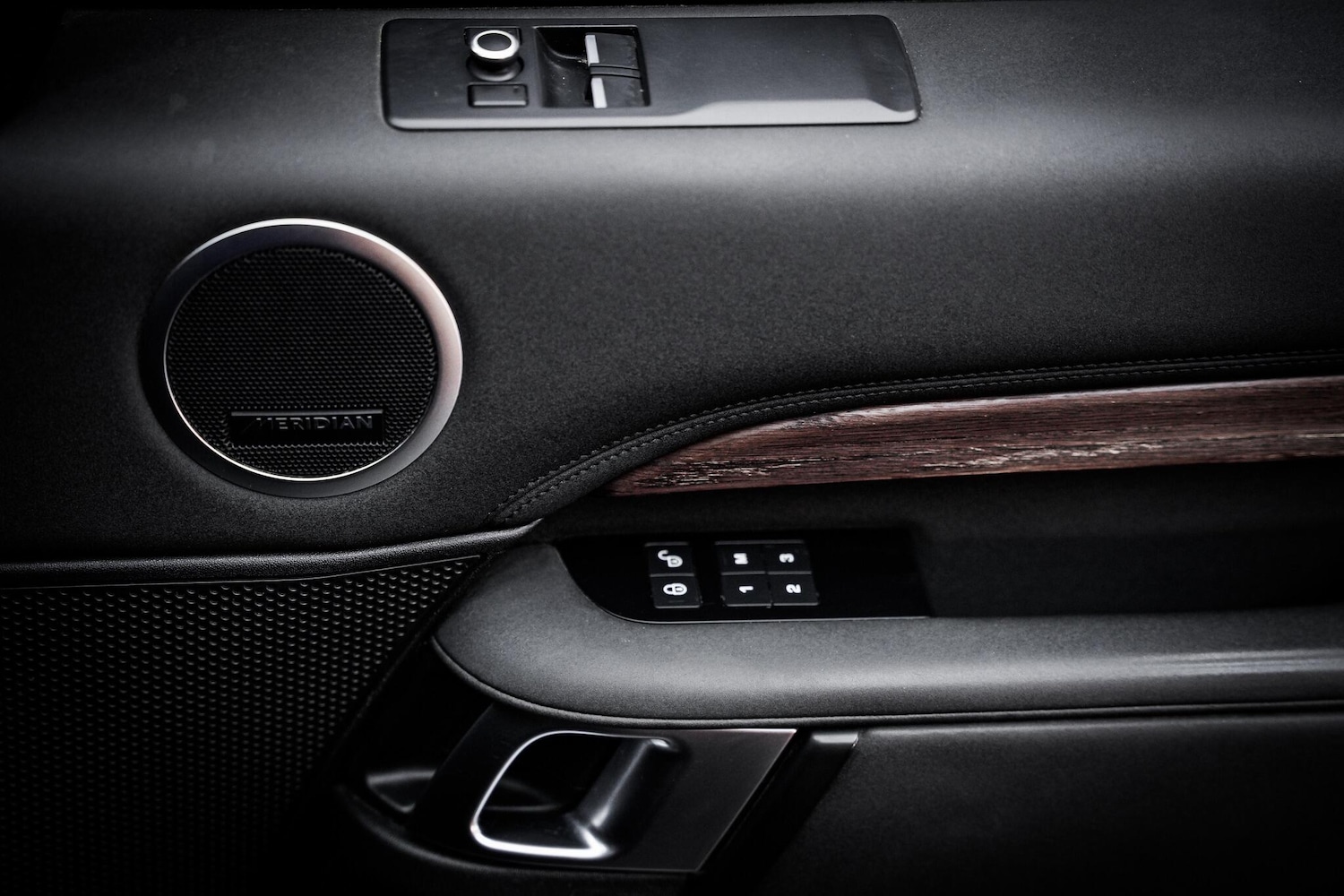 Used Land Rover Discovery 2019 for sale - 77131696: Photo 43