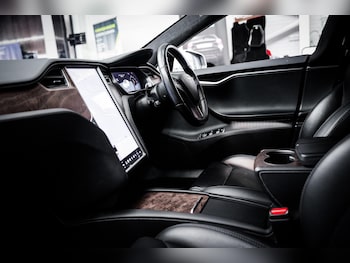 Used Tesla Model S 2019 for sale - 77479078: Photo