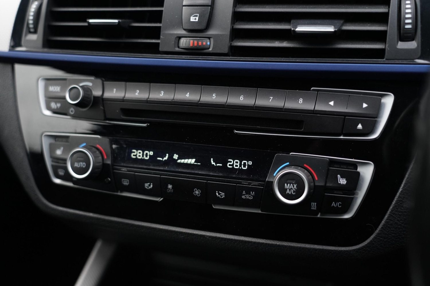 Used BMW 1 Series 2019 for sale - 77290455: Photo 23