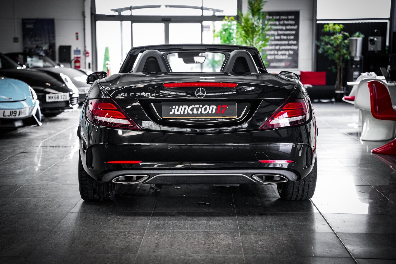 Used Mercedes-Benz SLC 2018 for sale - 77839365: Photo 15