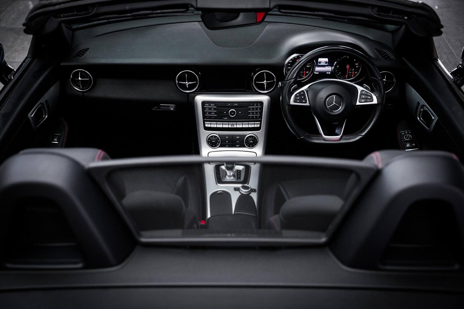 Used Mercedes-Benz SLC 2018 for sale - 77839365: Photo 22