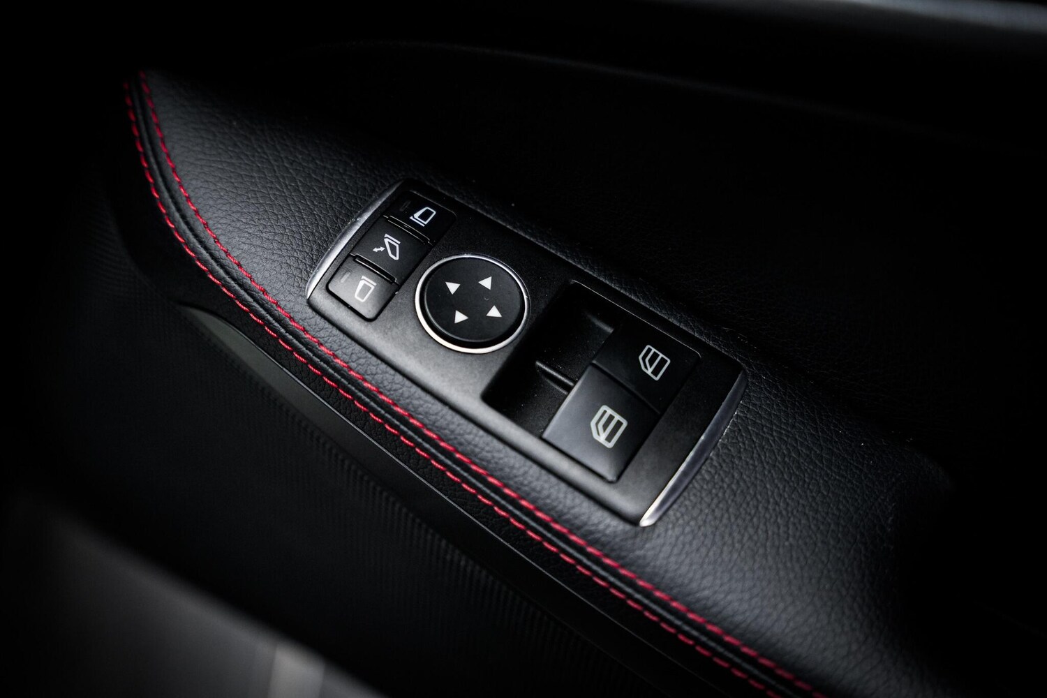 Used Mercedes-Benz SLC 2018 for sale - 77839365: Photo 50