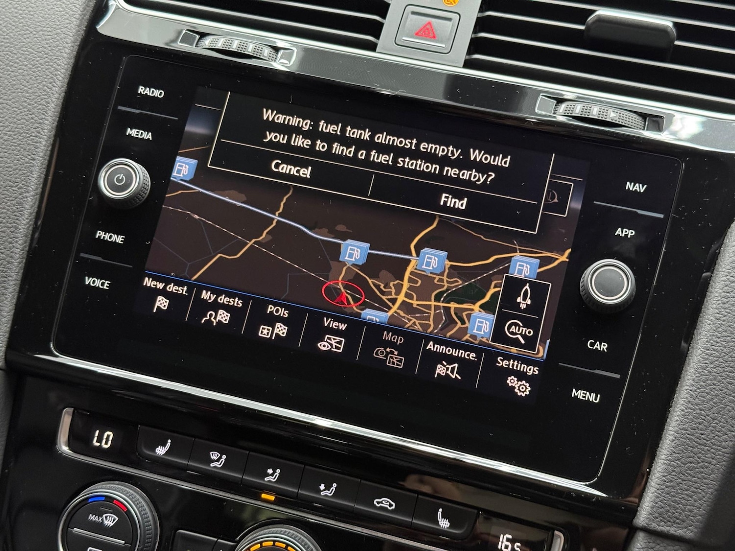 Used Volkswagen Golf 2018 for sale - 76659238: Photo 22