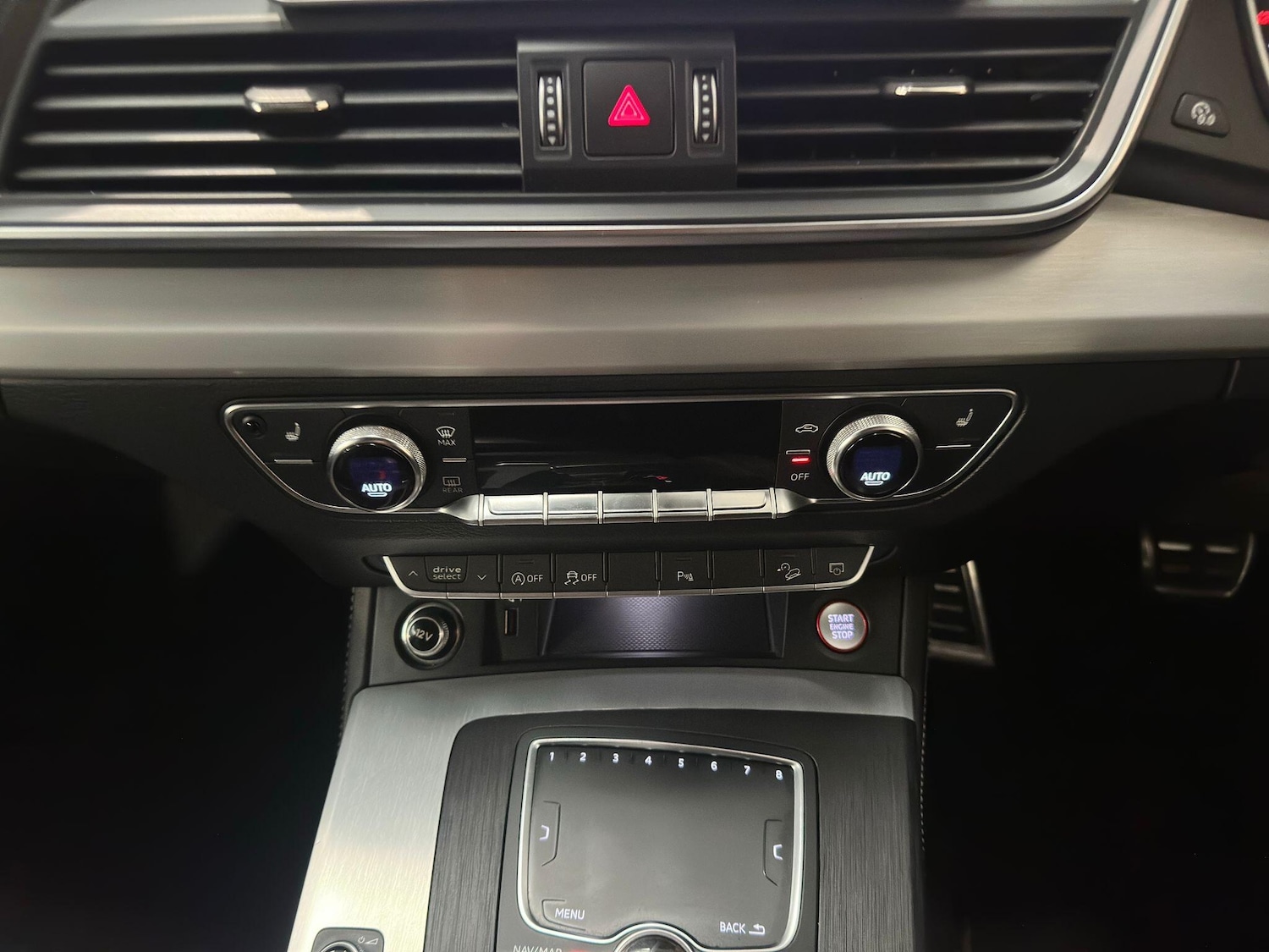 Used Audi Q5 2020 for sale - 76657341: Photo 32