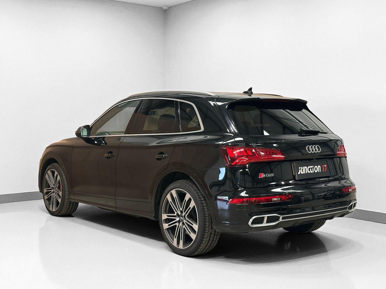 Used Audi Q5 2020 for sale - 76657341: Photo 9