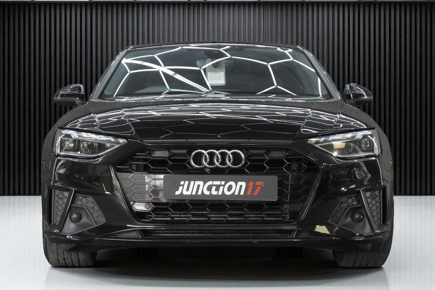 Used Audi A4 2020 for sale - 76658206: Photo 4