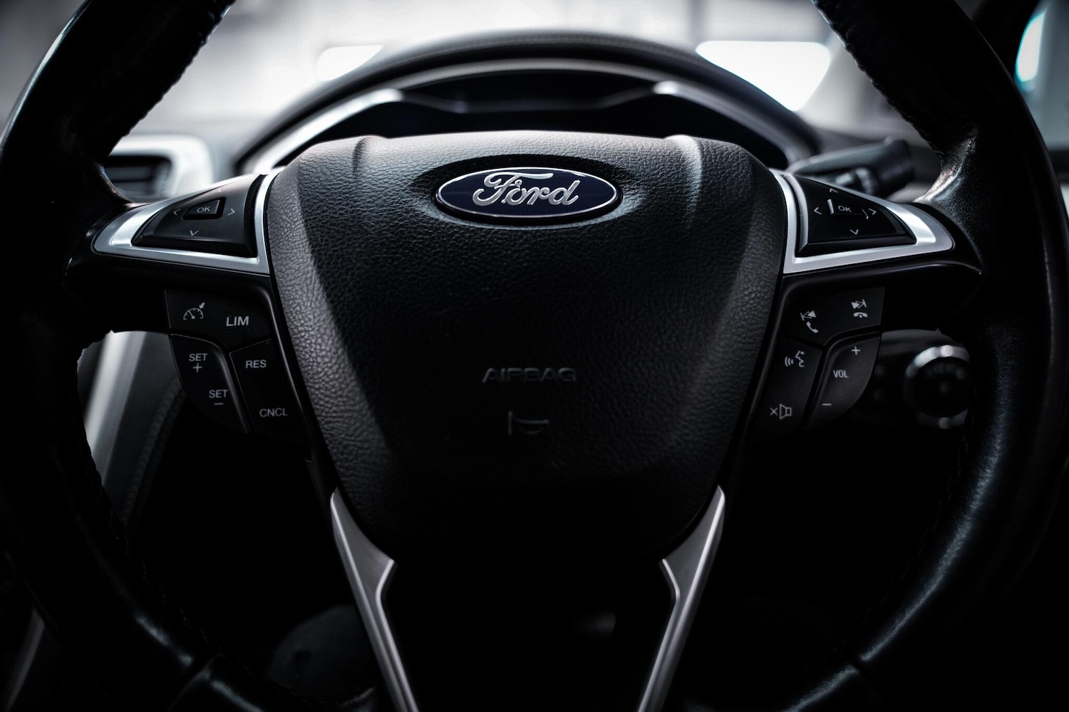 Used Ford Mondeo 2018 for sale - 78033903: Photo 39