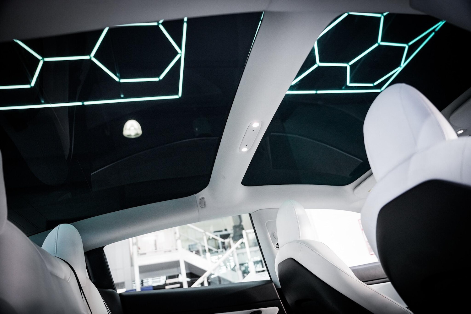 Used Tesla Model 3 for sale - 77279362: Photo 4