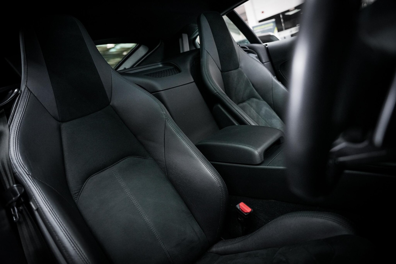 Used Jaguar F-Type 2018 for sale - 77097890: Photo 15