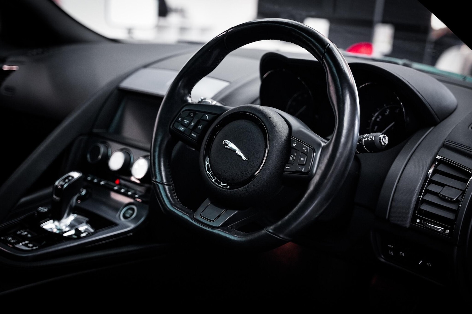 Used Jaguar F-Type 2018 for sale - 77097890: Photo 16