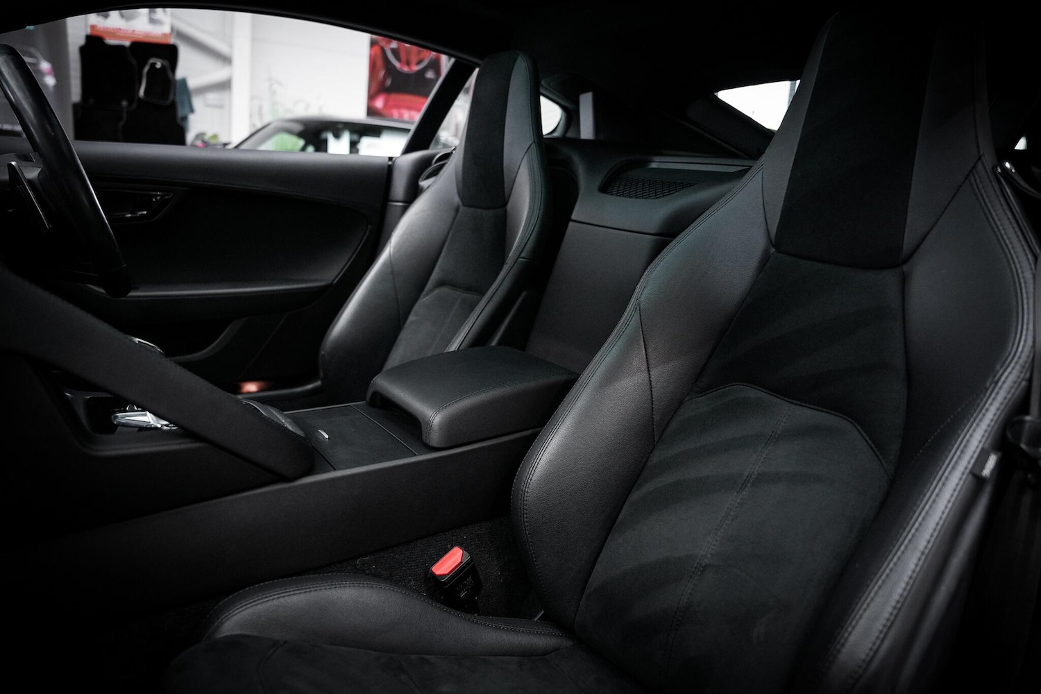 Used Jaguar F-Type 2018 for sale - 77097890: Photo 20