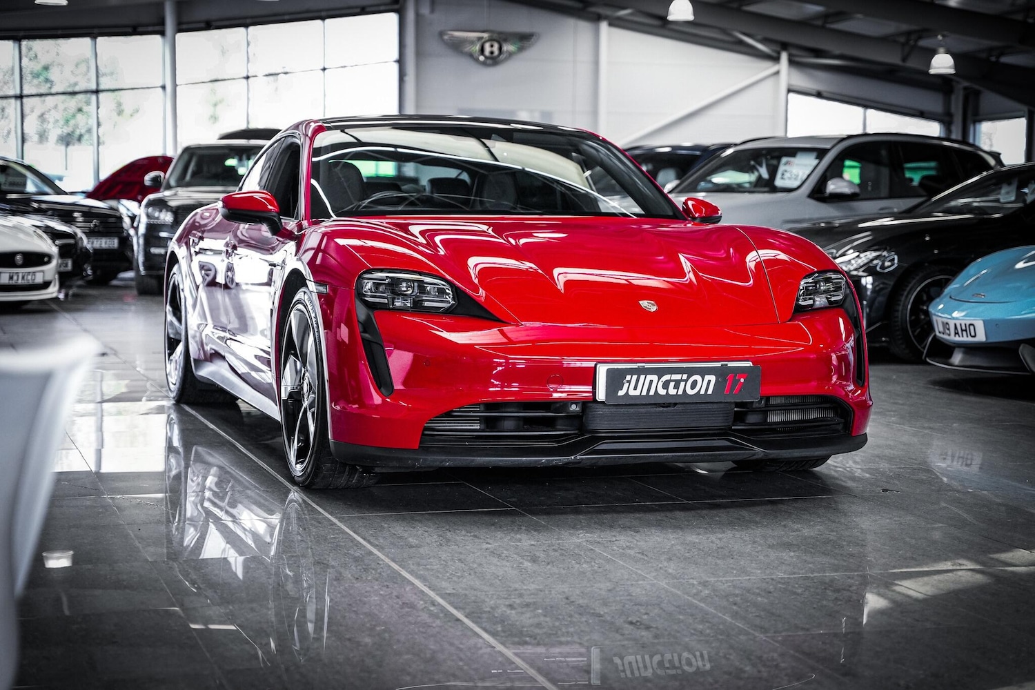 Used Porsche Taycan 2021 for sale - 77970345: Photo 12