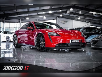 Used Porsche Taycan 2021 for sale - 77970345: Photo