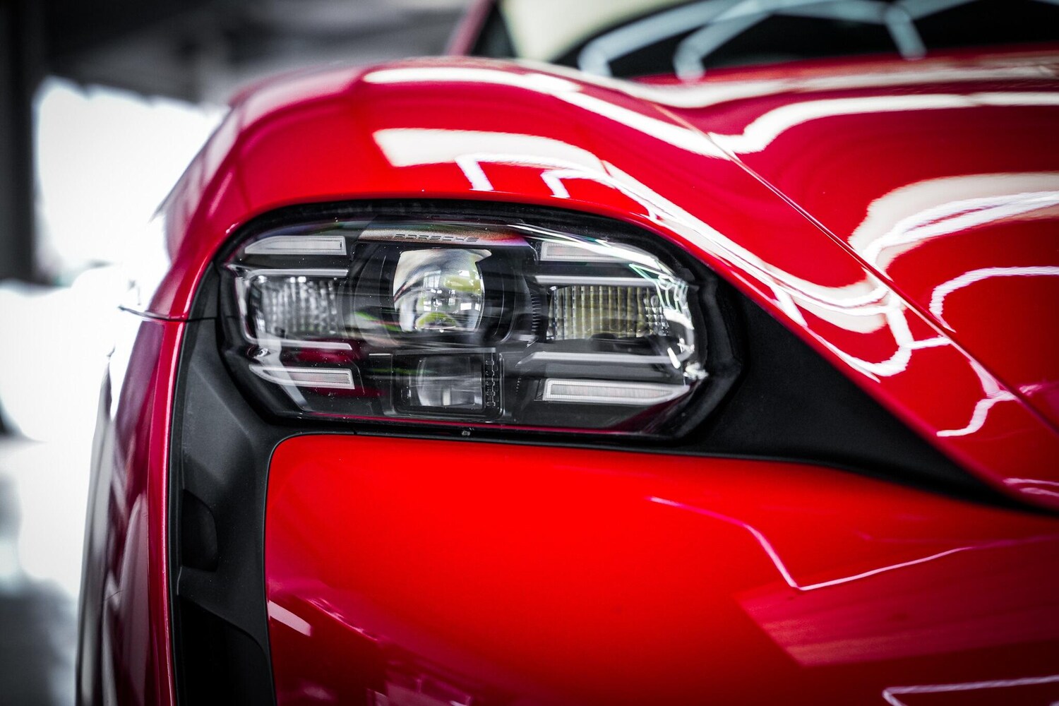 Used Porsche Taycan 2021 for sale - 77970345: Photo 33