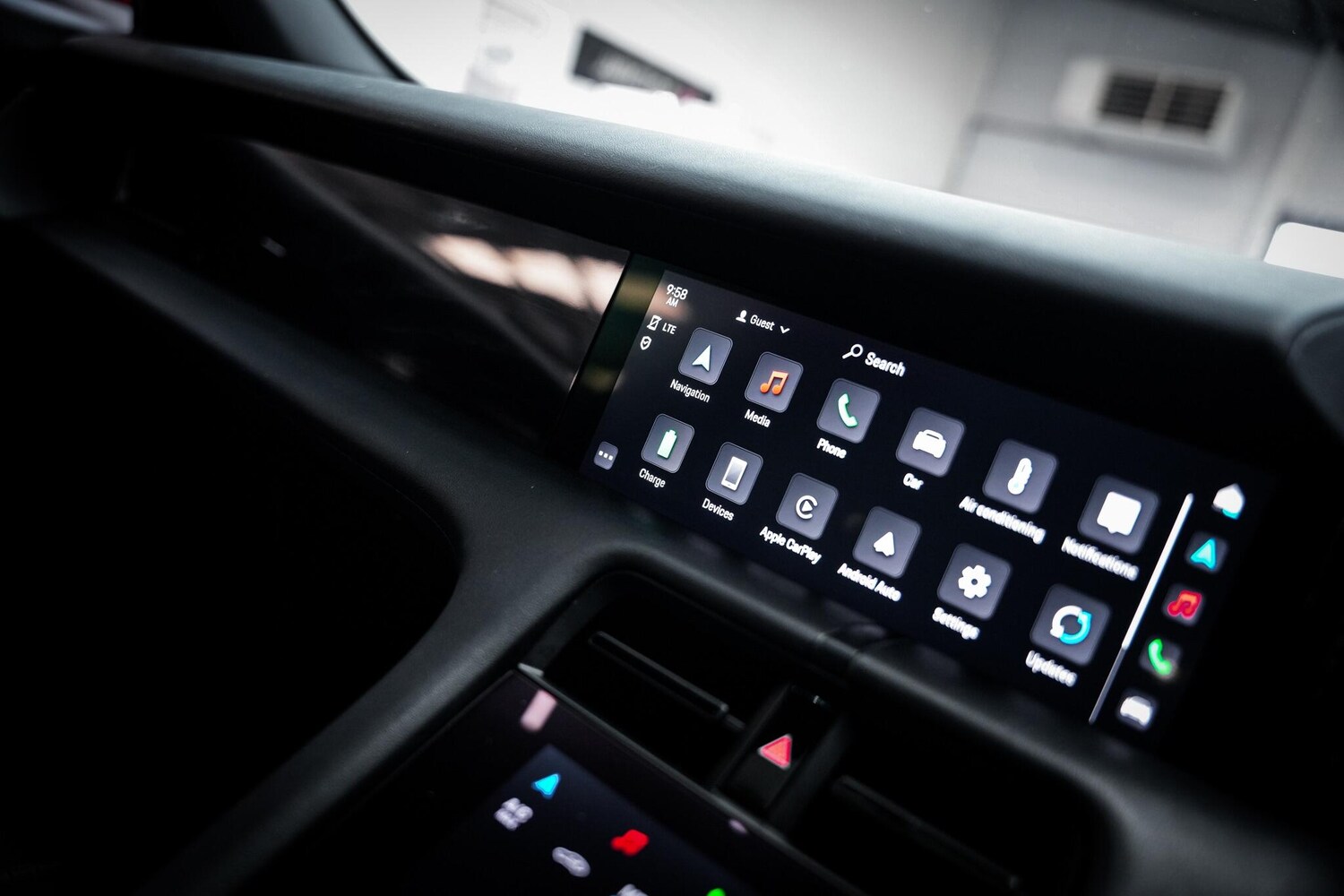 Used Porsche Taycan 2021 for sale - 77970345: Photo 47