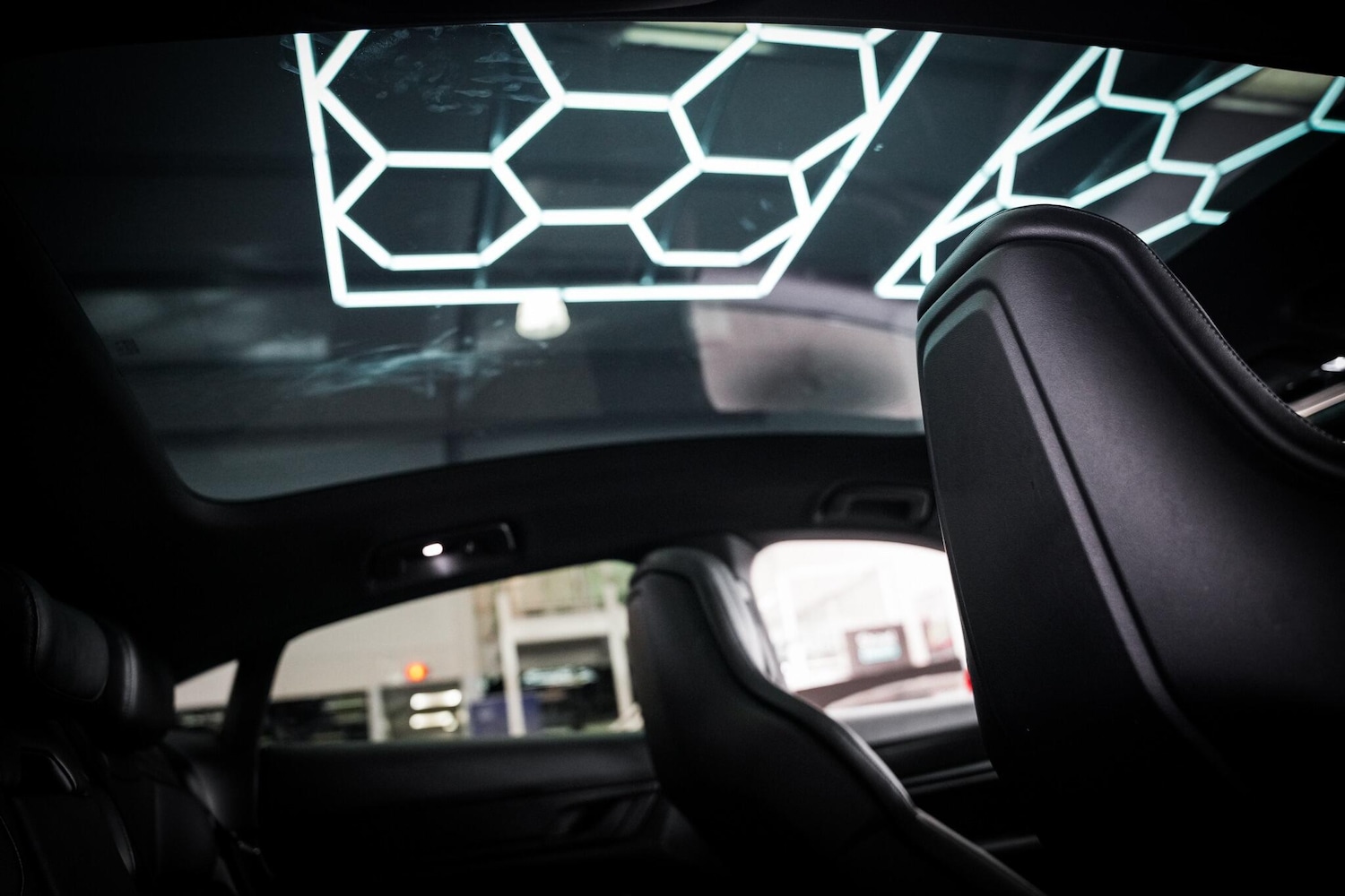 Used Porsche Taycan 2021 for sale - 77970345: Photo 6