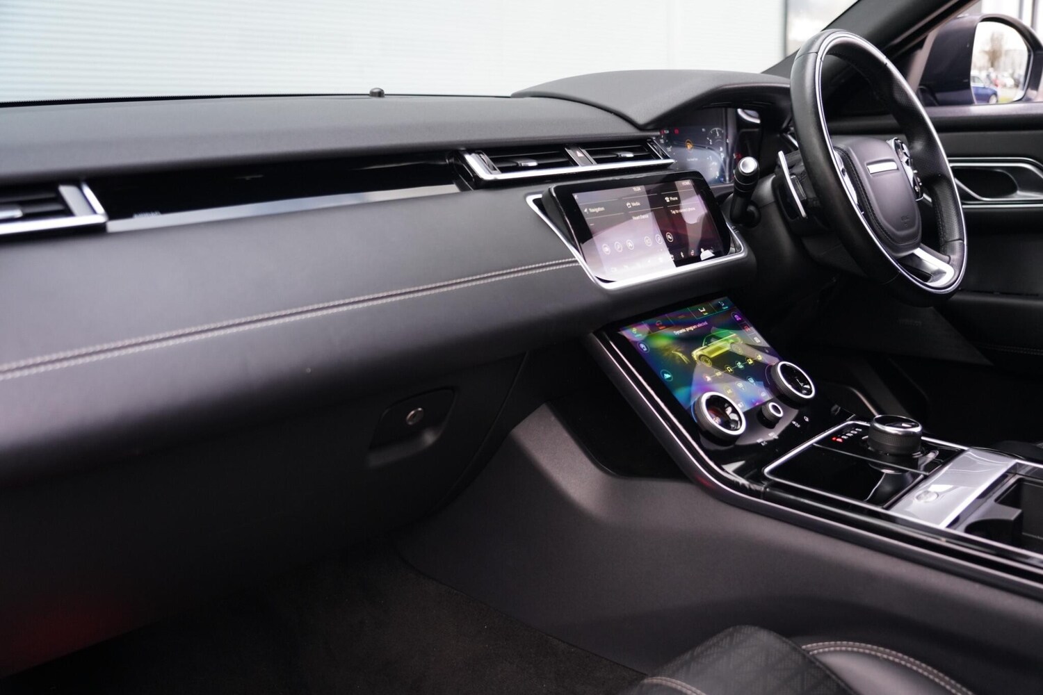 Used Land Rover Range Rover Velar 2018 for sale - 78184182: Photo 14