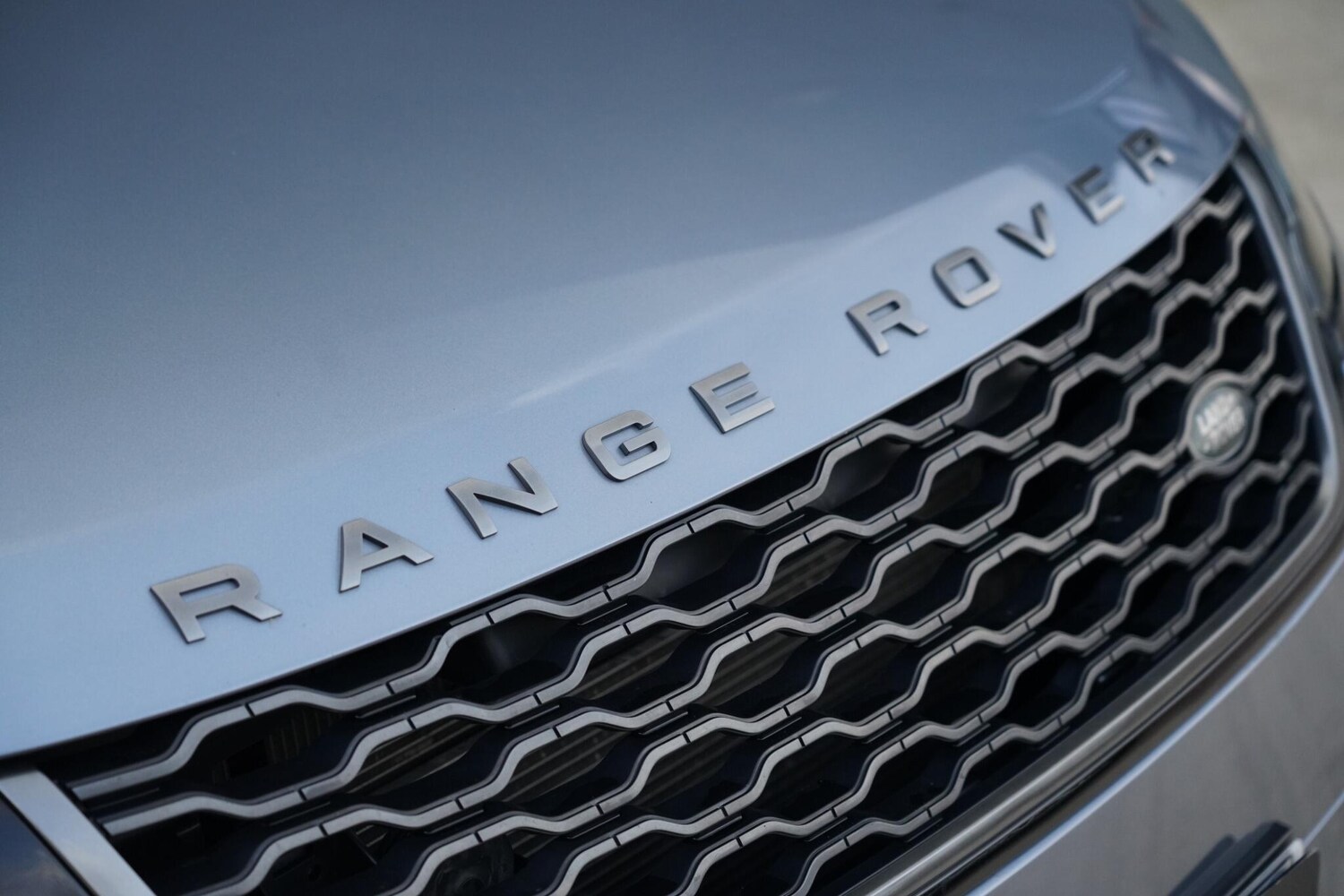 Used Land Rover Range Rover Velar 2018 for sale - 78184182: Photo 32