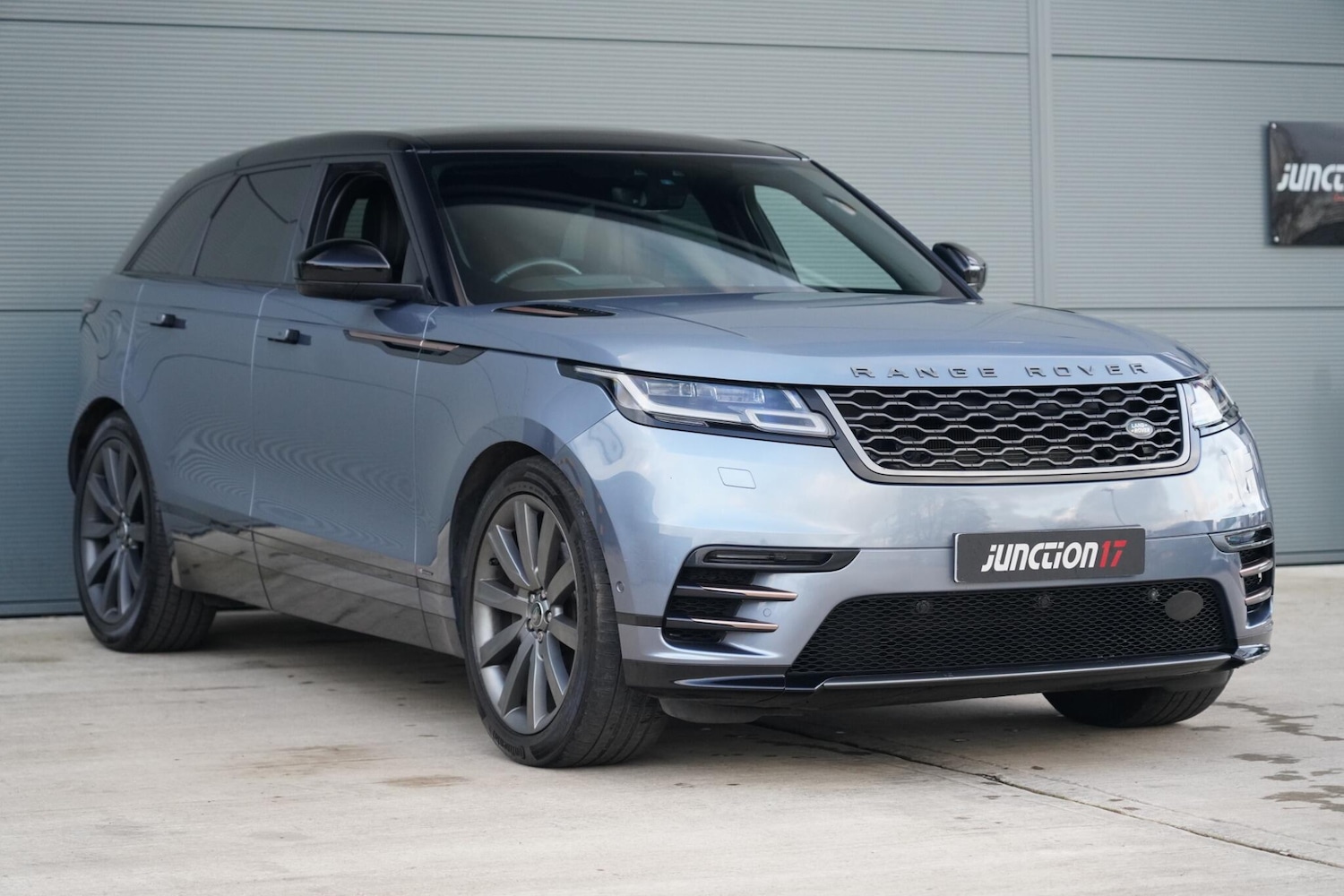 Used Land Rover Range Rover Velar 2018 for sale - 78184182: Photo 4