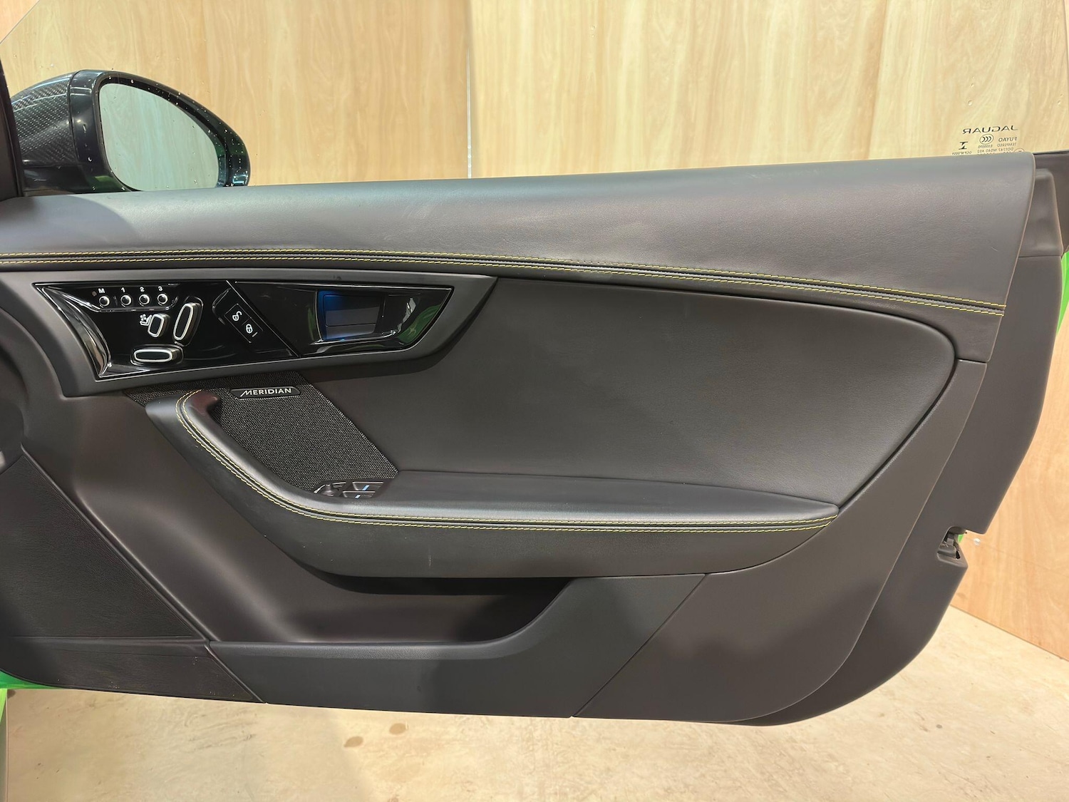 Used Jaguar F-Type for sale - 76657382: Photo 19