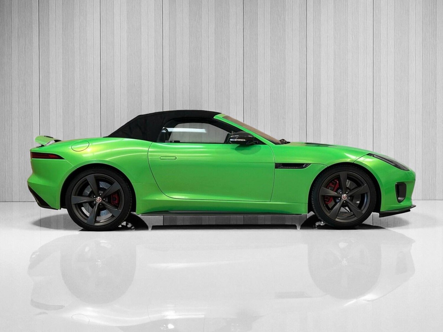 Used Jaguar F-Type for sale - 76657382: Photo 8