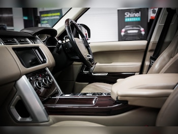 Used Land Rover Range Rover 2013 for sale - 78100116: Photo