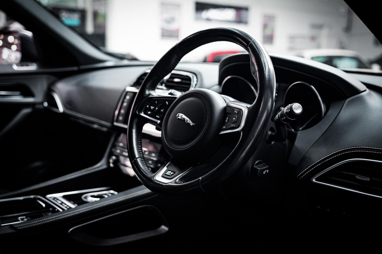 Used Jaguar F-Pace 2018 for sale - 77523964: Photo 19