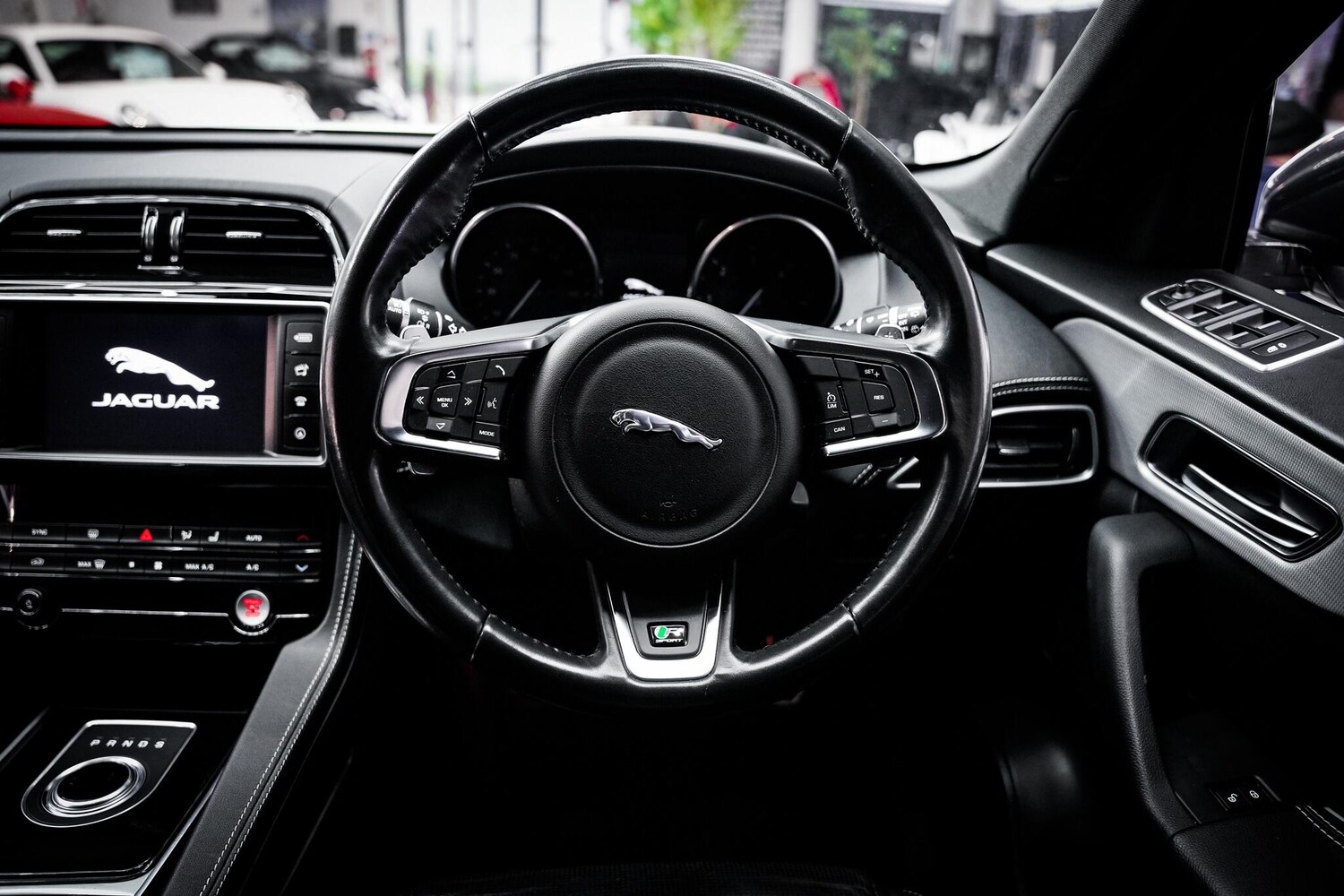 Used Jaguar F-Pace 2018 for sale - 77523964: Photo 20