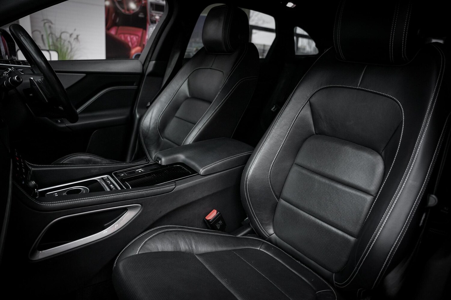 Used Jaguar F-Pace 2018 for sale - 77523964: Photo 24