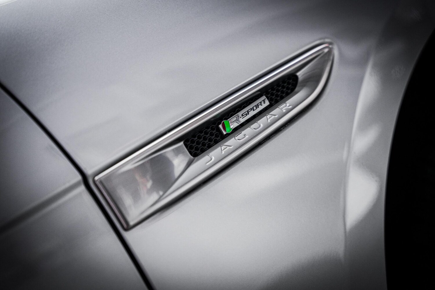 Used Jaguar F-Pace 2018 for sale - 77523964: Photo 36