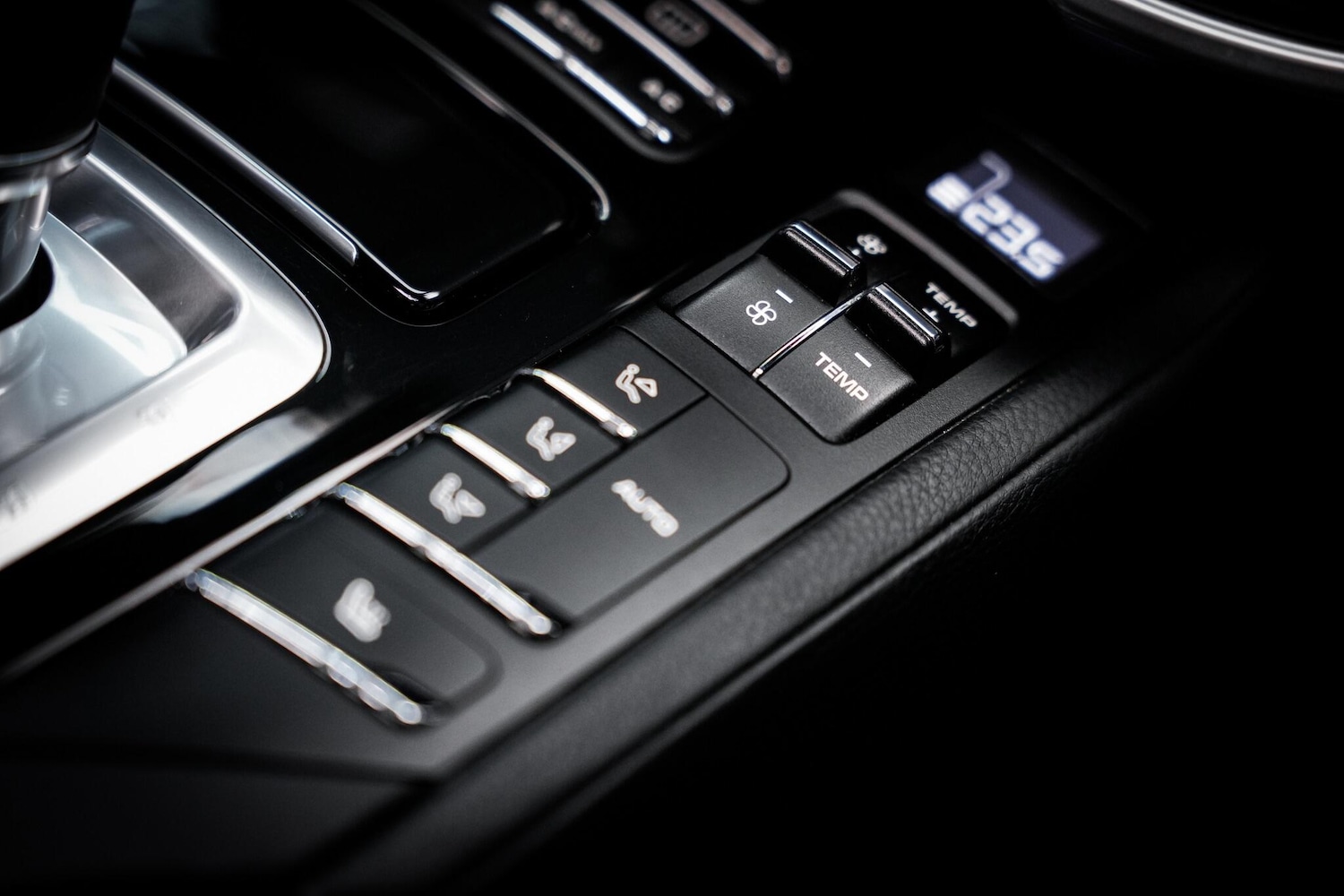 Used Porsche Cayenne 2016 for sale - 78071862: Photo 43