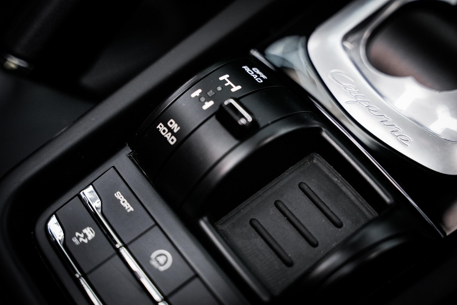 Used Porsche Cayenne 2016 for sale - 78071862: Photo 50