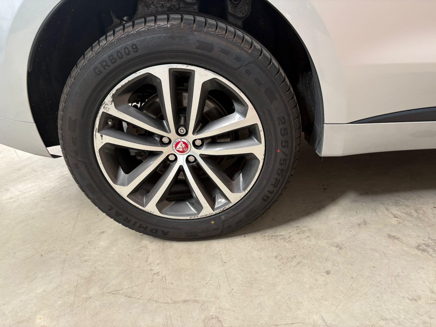 Used Jaguar F-Pace 2018 for sale - 76657161: Photo 11