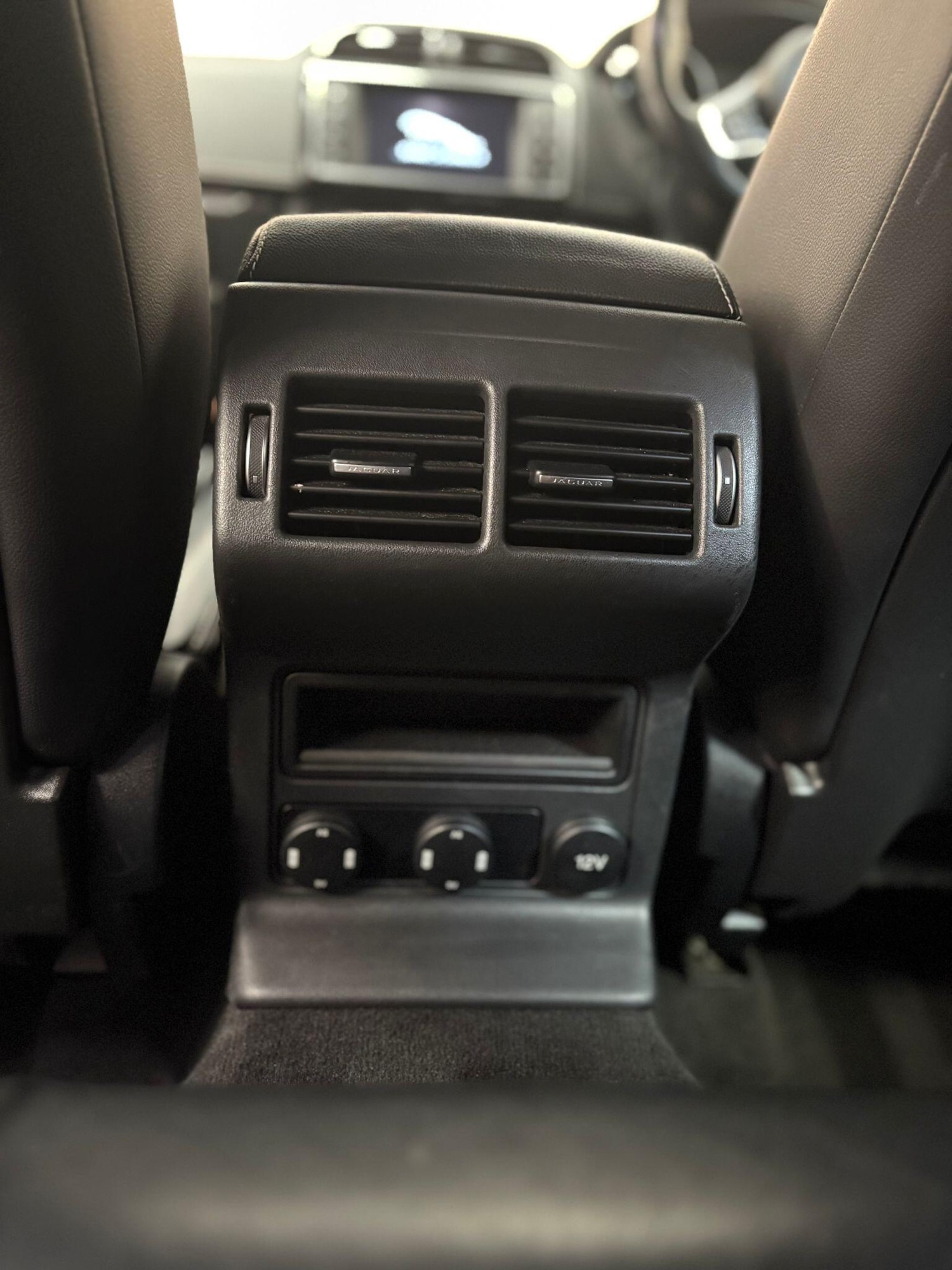 Used Jaguar F-Pace 2018 for sale - 76657161: Photo 36