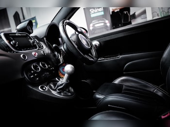 Used Abarth 595 2018 for sale - 79544005: Photo