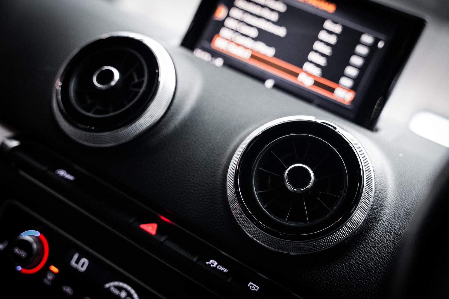 Used Audi A3 2017 for sale - 77292092: Photo 44