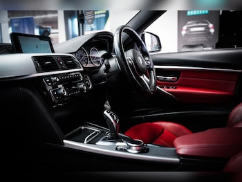 Used BMW 3 Series 2018 for sale - 79361623: Photo