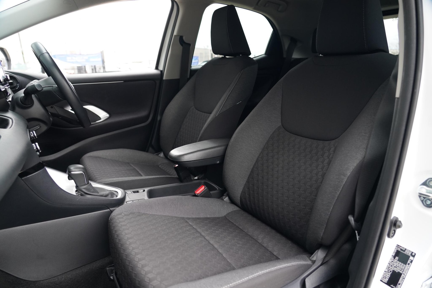 Used Toyota Yaris 2022 for sale - 78185160: Photo 16