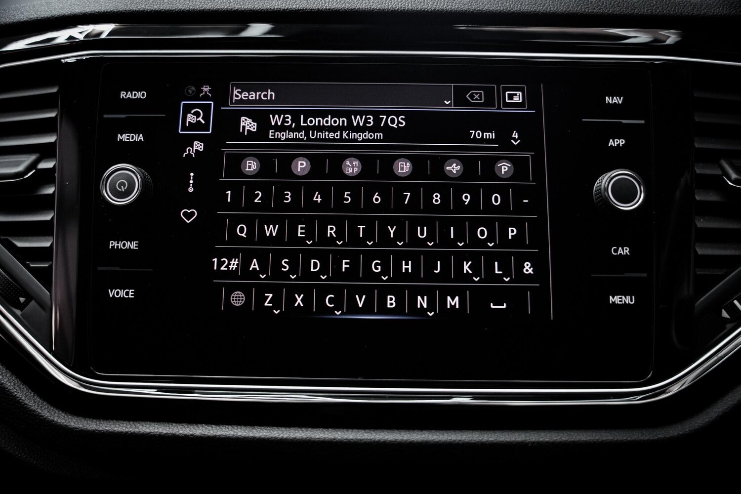 Used Volkswagen T-Roc for sale - 77633388: Photo 40