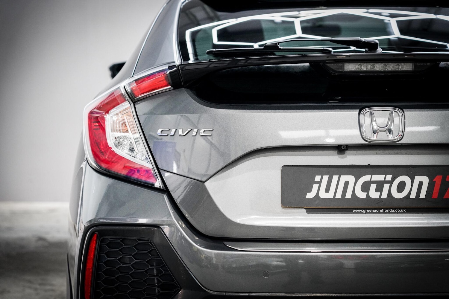 Used Honda Civic 2020 for sale - 76898887: Photo 24