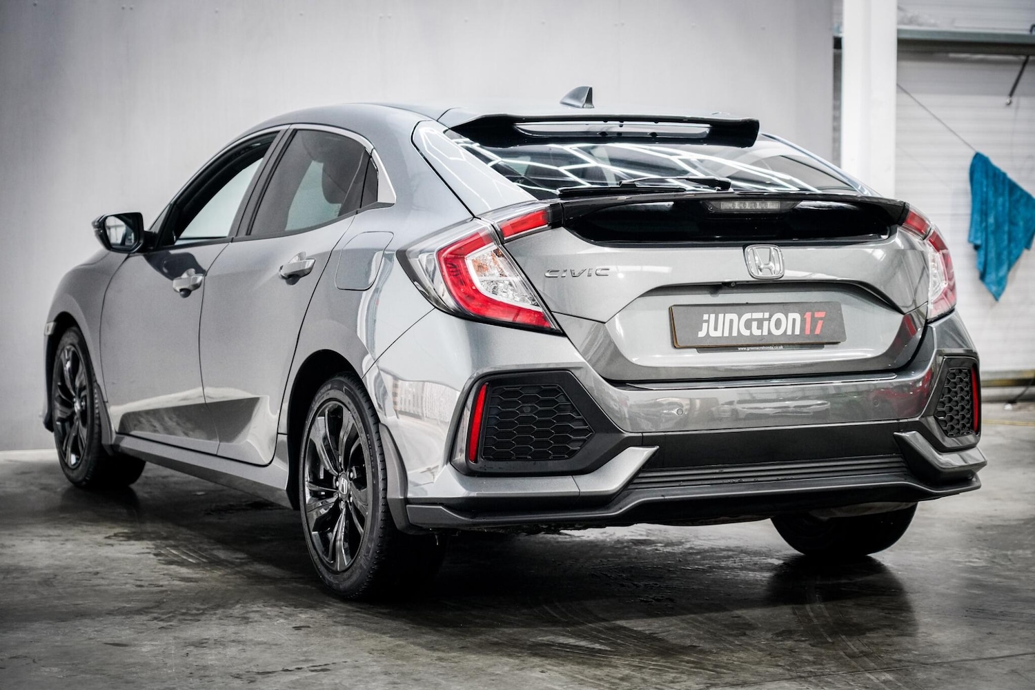 Used Honda Civic 2020 for sale - 76898887: Photo 8