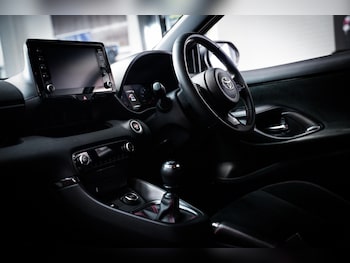 Used Toyota Yaris 2022 for sale - 79236922: Photo