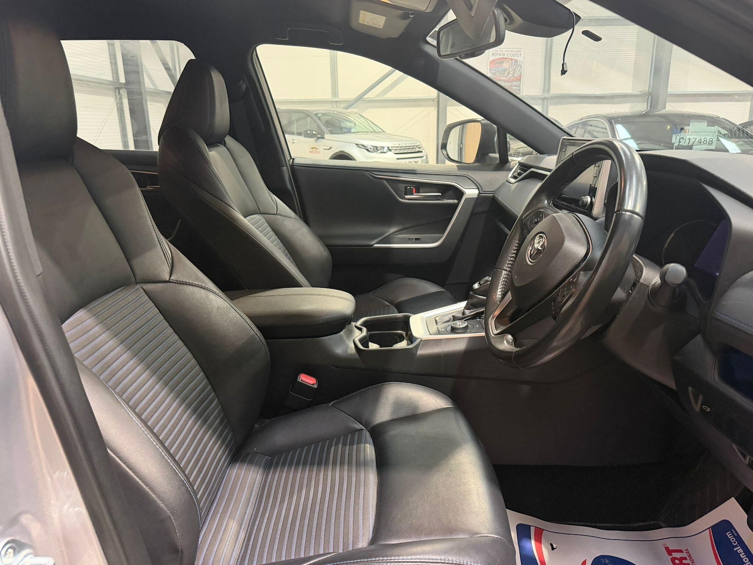 Used Toyota RAV4 2021 for sale - 77016740: Photo 16