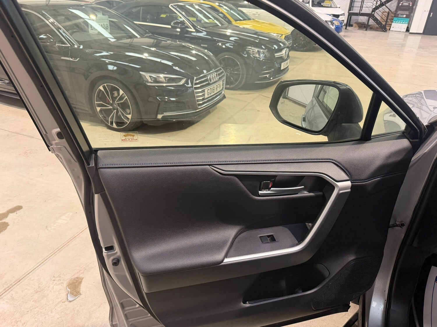 Used Toyota RAV4 2021 for sale - 77016740: Photo 28