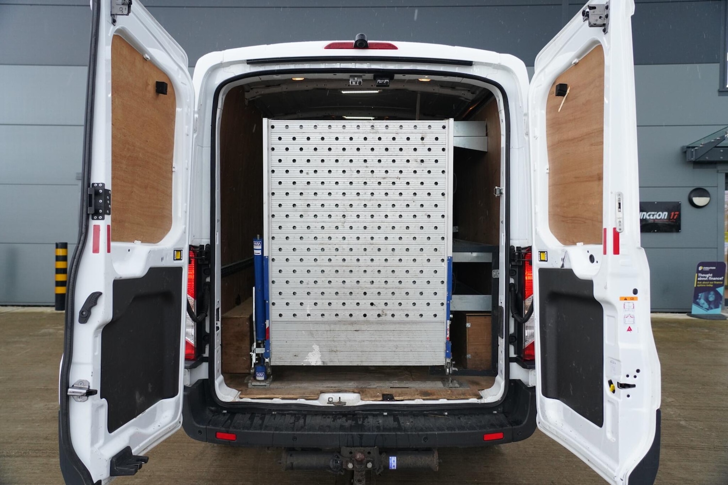 Used Ford Transit for sale - 77925915: Photo 10